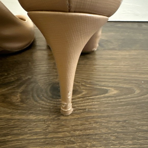 Prada Patent Leather Nude Pumps Size 37 85MM - Picture 5 of 9